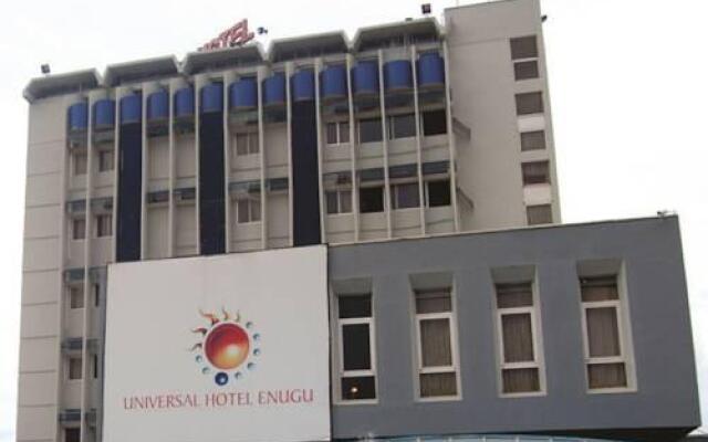 Universal Hotel Enugu Энугу вид на фасад