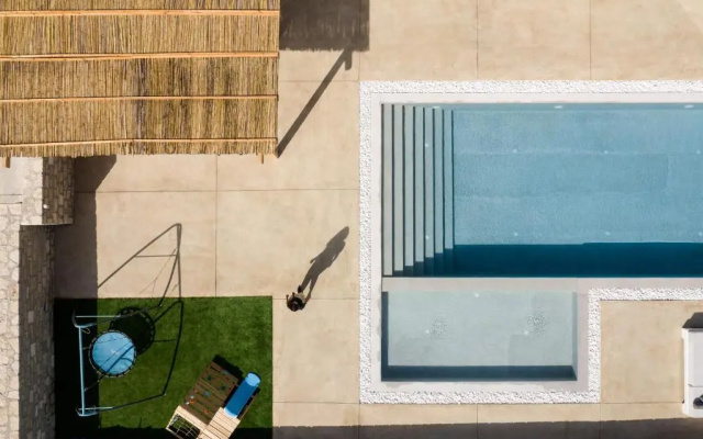 Ayali Villa II, a divine luxury homestay, By ThinkVilla