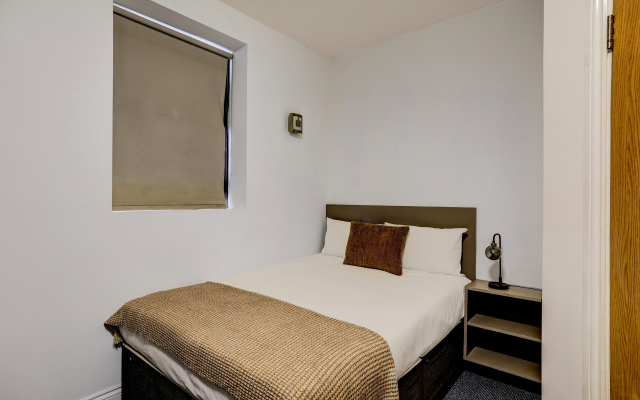 Belvilla Ilford Station Hotel, 4 min from Elizabeth line