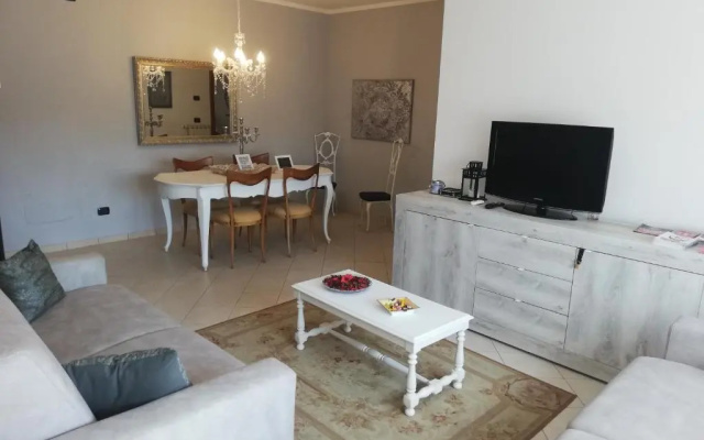 Airport & Fair Suite Apartments