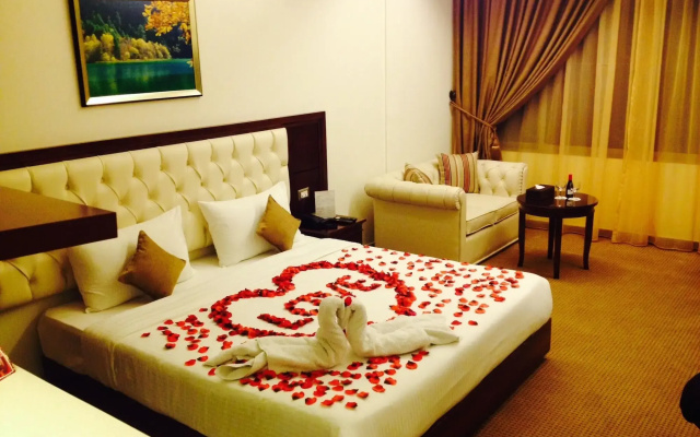 MidTown Hotel & Suites
