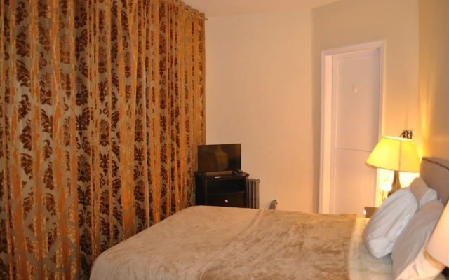 Motel House