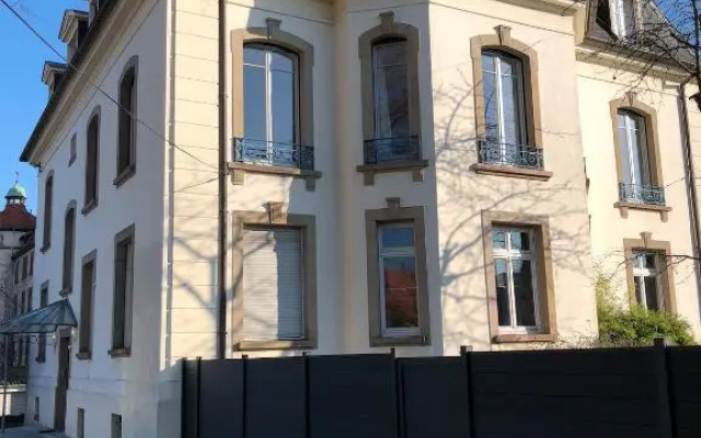 Le grand gîte du Sorcier ! Logement magique