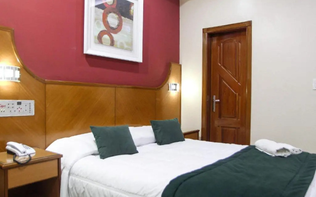 Capri Hotel
