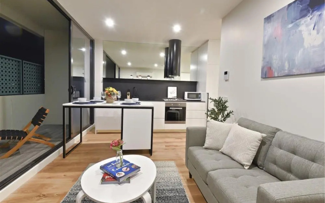 Domo Apartments-Luma