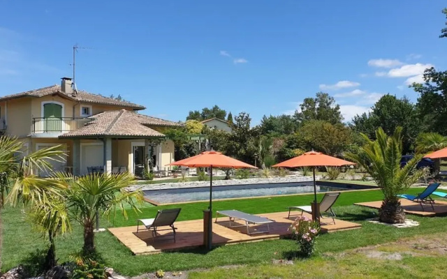 Suite up to 3 people with pool and terrace