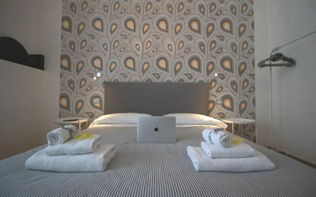 San Donato Flat