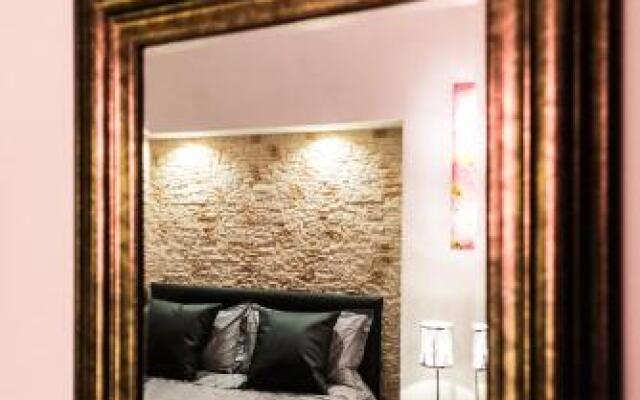 Trevi & Pantheon Luxury Rooms