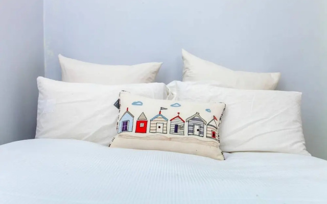 Spacious 2BR flat in Dalston!