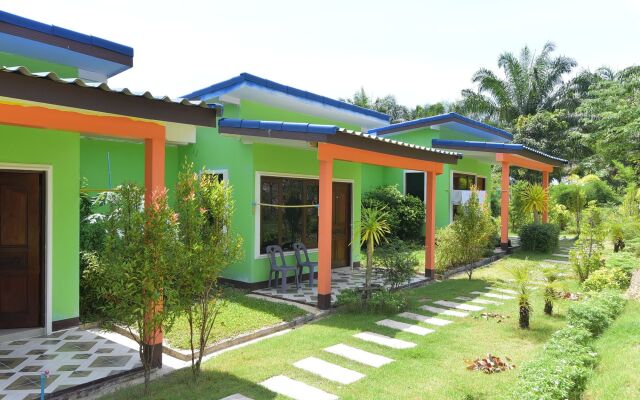 Отель Rubber Tree Resort Таиланд, Ланта - отзывы, цены и фото номеров - забронировать отель Rubber Tree Resort онлайн вид на фасад