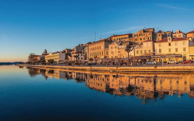 Nice Apartment in Sibenik With Wifi and 1 Bedrooms