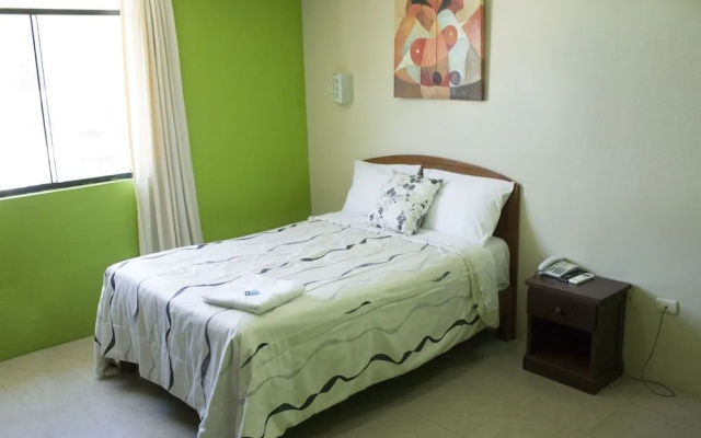 Hotel Oro Verde