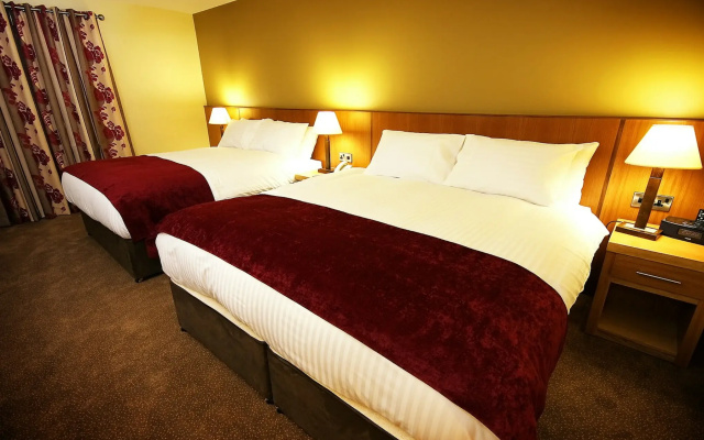Belmore Court & Motel