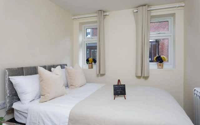 Luxury Burgess Apartments