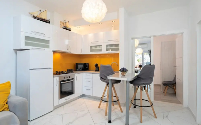 Villa Capitis in the Centre - Deluxe Apartment with Swimming Pool
