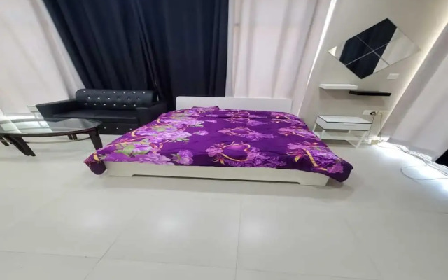 Stylish Family Friendly Studio