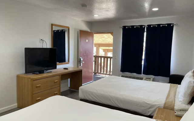 Palms Inn & Suites