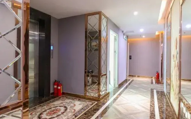 Baojun Hotel