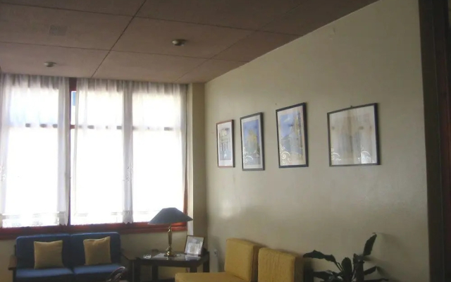Avra Hotel