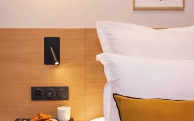 Hotel Tinah: Elegance and Comfort Near the Champs-elysees