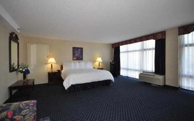 Holiday Inn Chicago North Evanston
