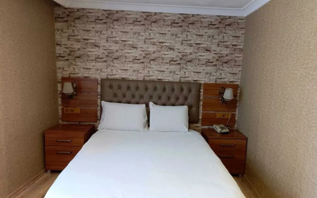 Ers Li̇fe Ai̇rport Hotel