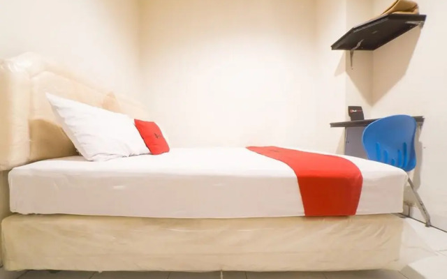 Reddoorz near Ambon Plaza