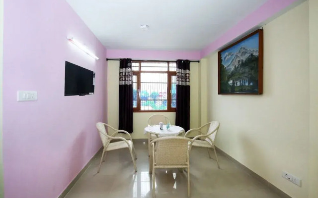 Somraj House by OYO Rooms