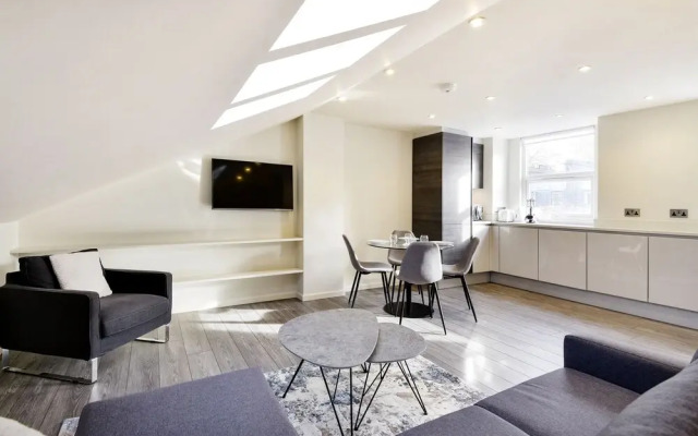 3 Bedroom Apartment near Paddington