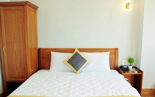 SeaSide Hotel Quy Nhơn
