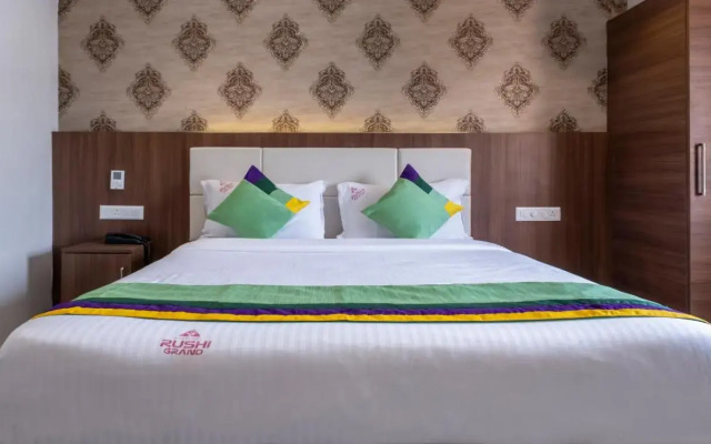 Treebo Rushi Grand, 1 km to Rushikonda Beach