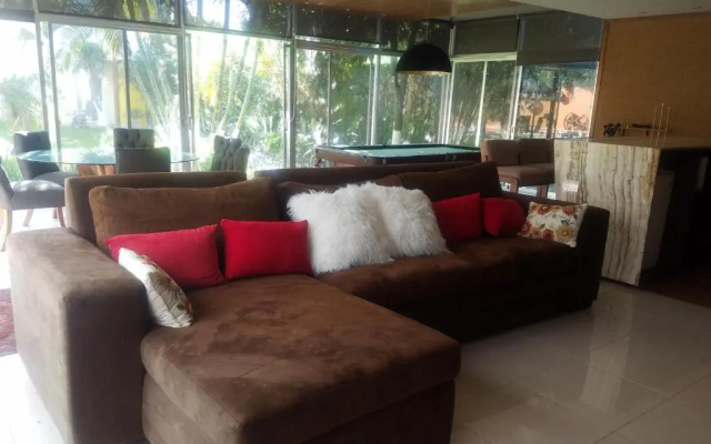 Casa Xcanatun