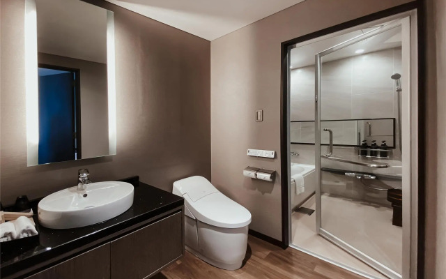 Hinode Hills Niseko Village - Small Luxury Hotels of The World