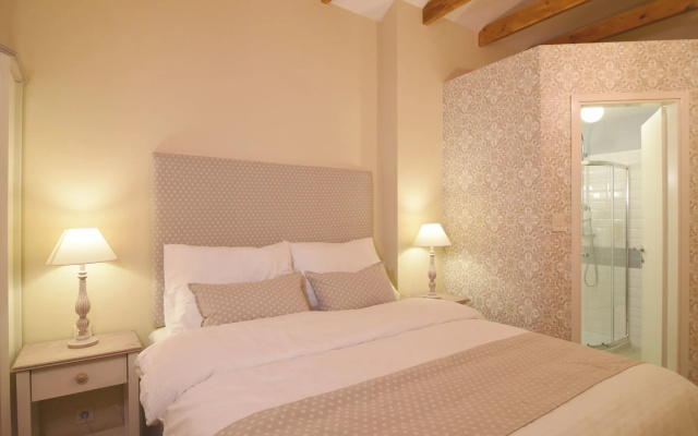 Janez Rooms