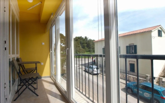 Apartment 1592
