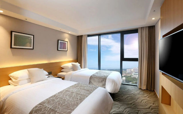 Seogwipo JS Hotel