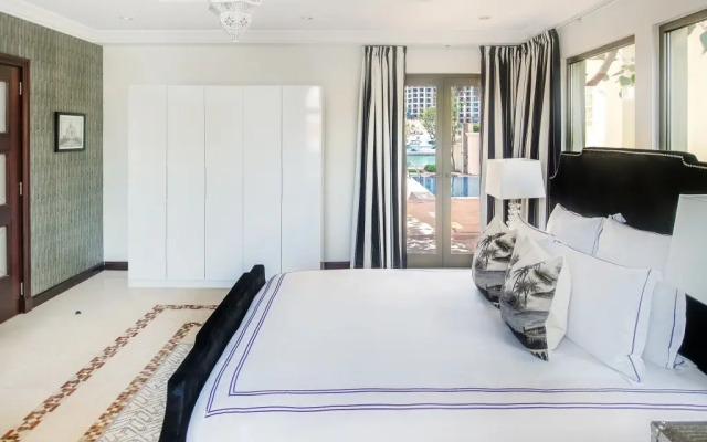 The Palm Jumeirah Villas by Dream Inn