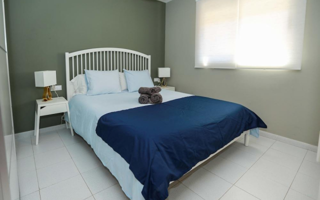 Rupertiti Perloto by Comfortable Luxury
