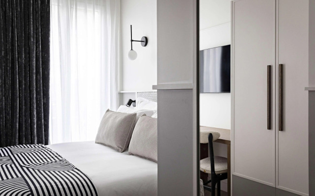 Best Western Premier The Blake Paris Gare Saint Lazare