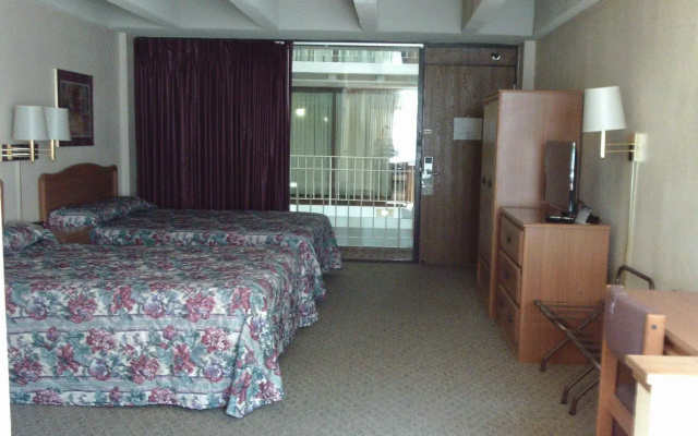 5th Avenue Inn & Suites