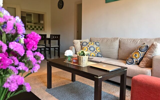 Отель Apartamento Samira. Costa Tropical вид на фасад