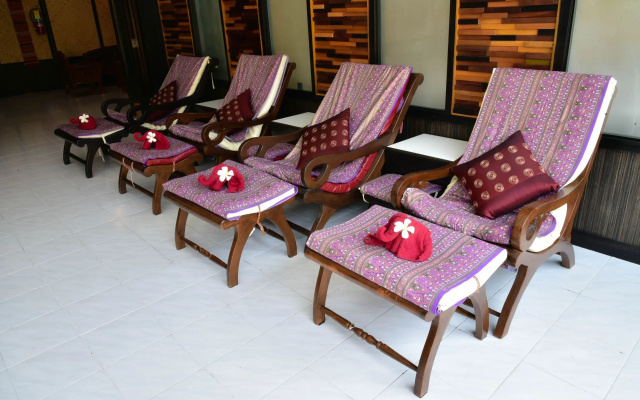 R-Mar Resort and Spa