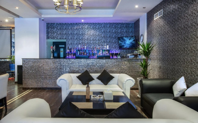 Loumage Suites & Spa Seef