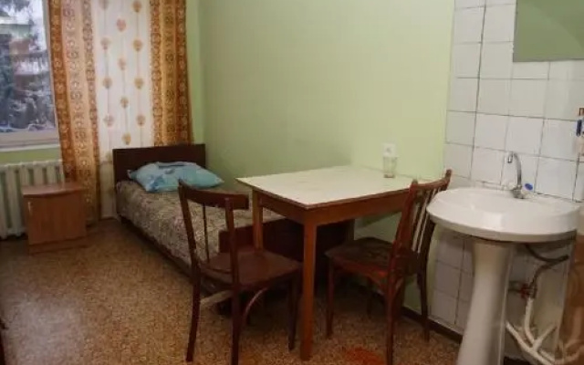 Dom Artistov Tsirka G. Kemerovo Hotel