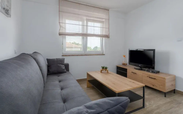 Comfort apartments with pool in Medulin