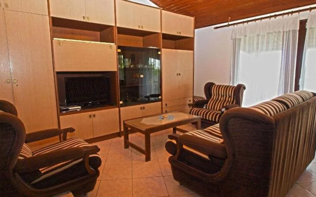 Apartment Jan 325