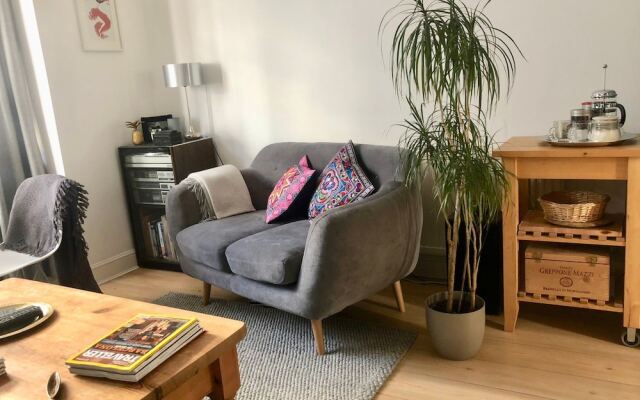 Апартаменты 2 Bedroom Apartment Near Hove Seafront комната для гостей
