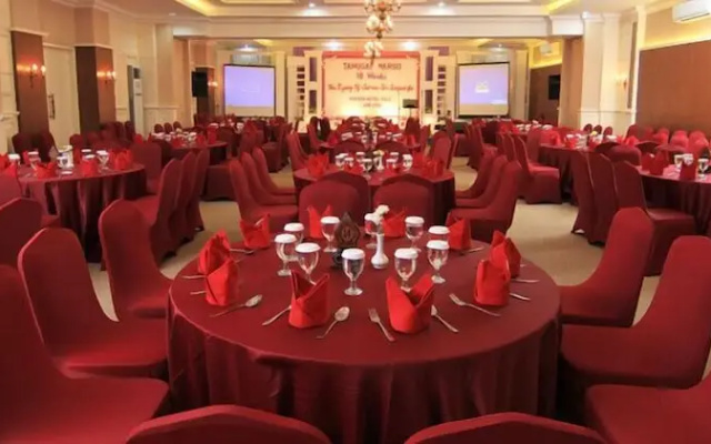 Horison Villa & Golf Gambir Anom Solo