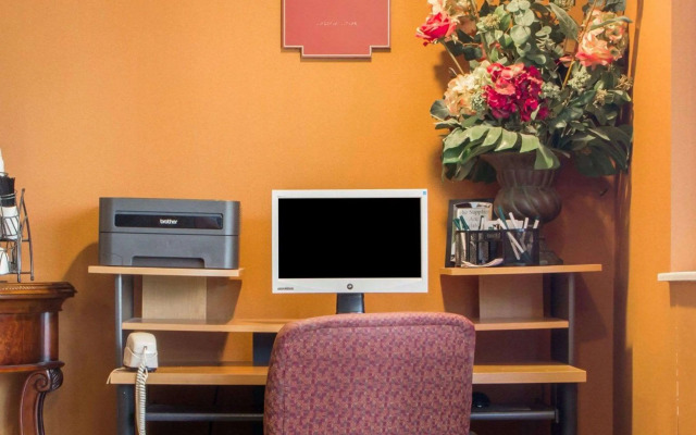 Quality Inn Broken Arrow - Tulsa