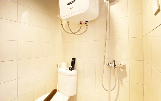 Homey 2Br At Mekarwangi Square Cibaduyut Apartment